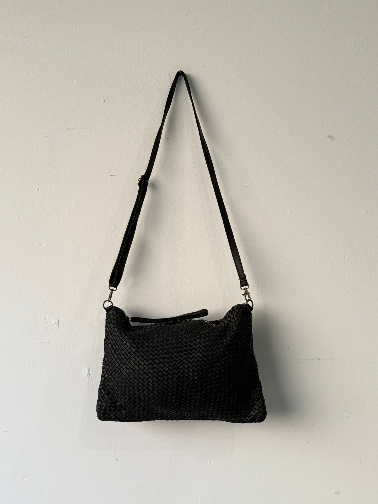 Italian Woven Leather Cluch II
