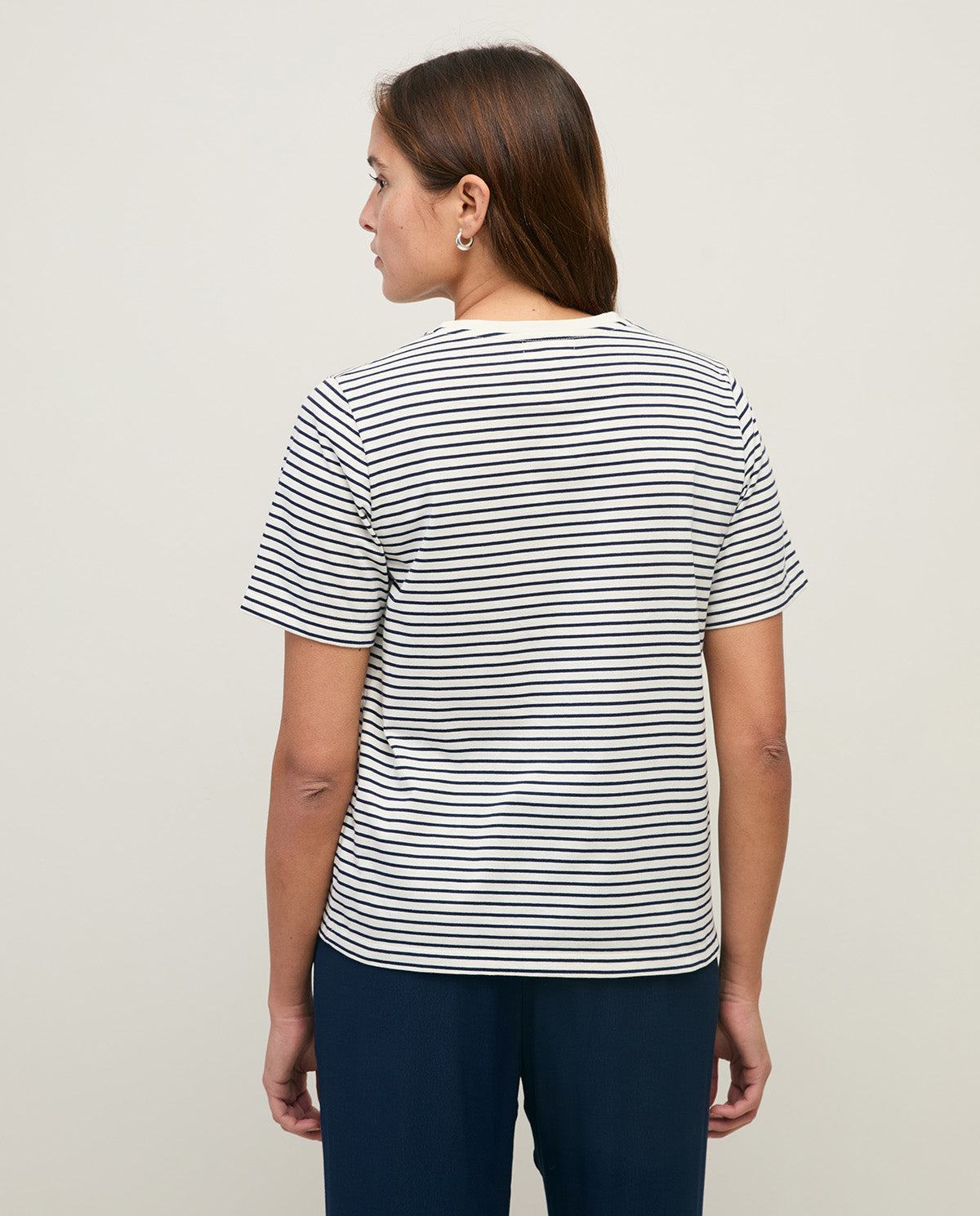 44005 - Striped Basic T-shirt R/Neck
