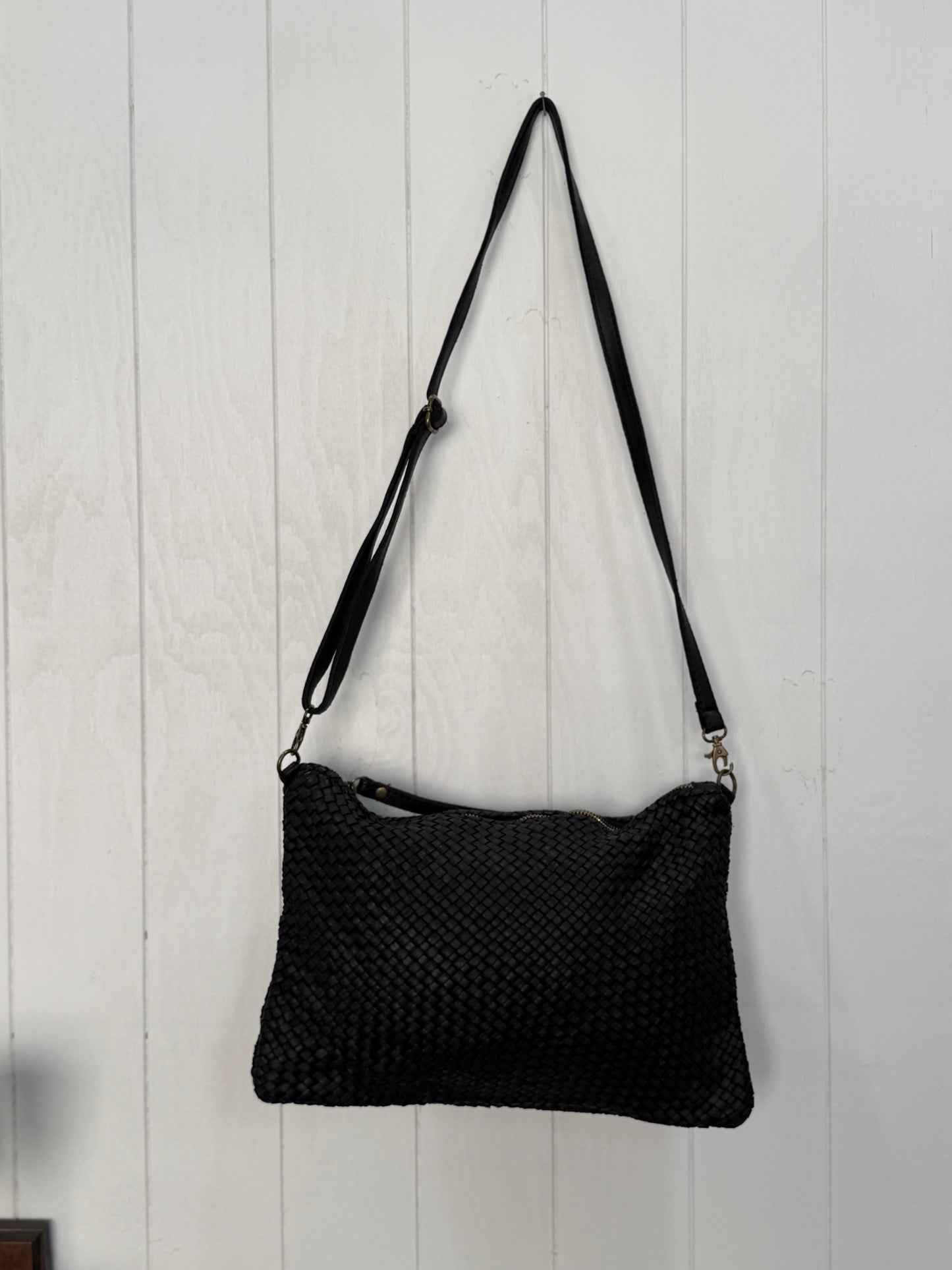 Italian Woven Leather Cluch II