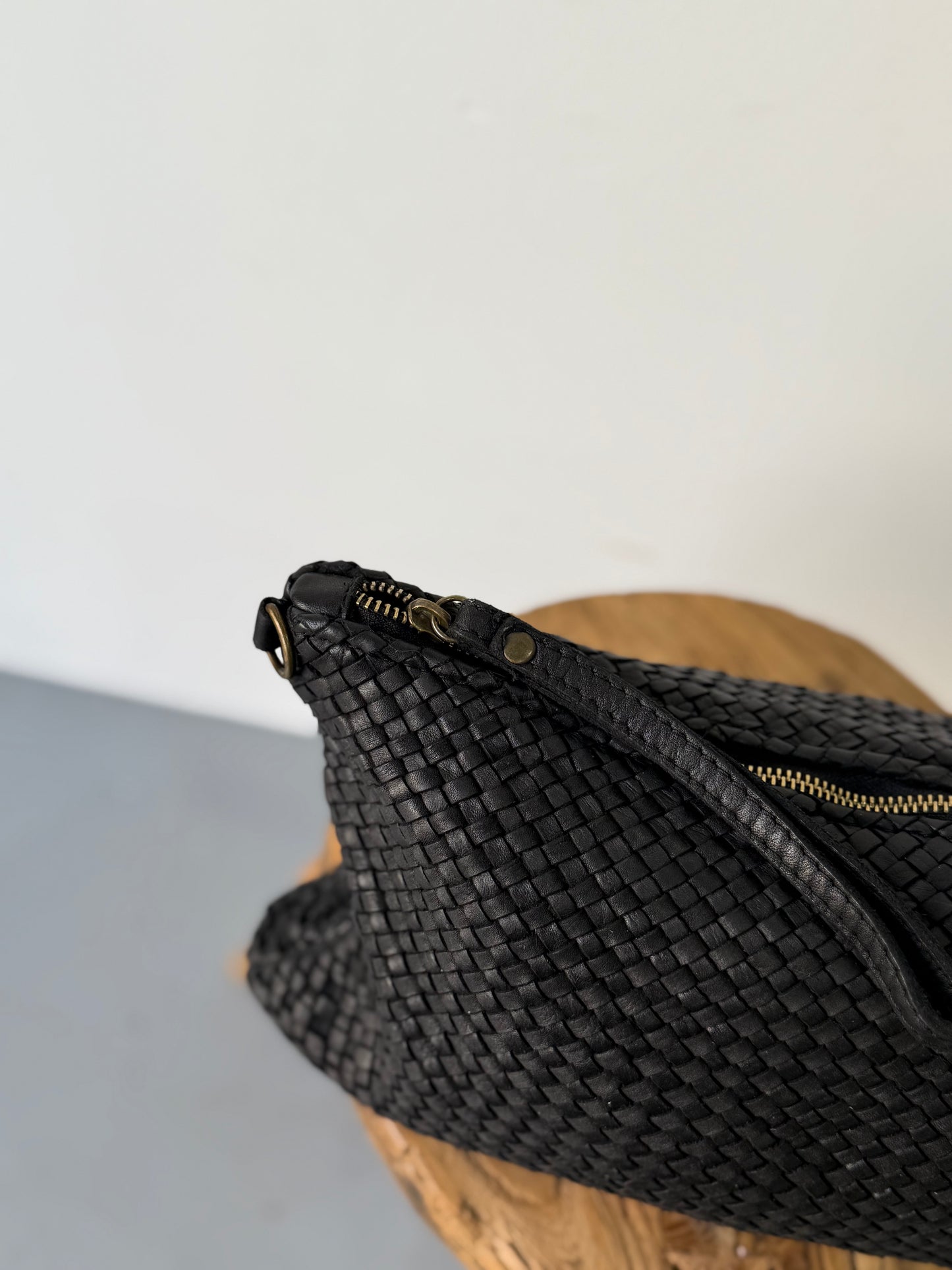Italian Woven Leather Cluch II