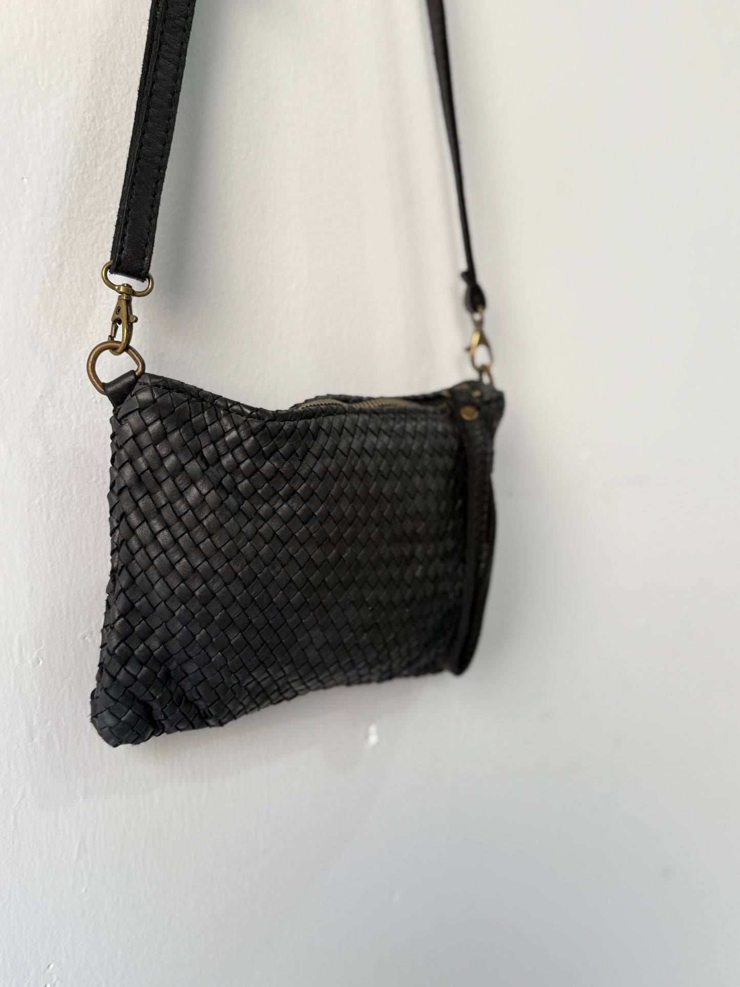Italian Woven Leather Clutch I - Black
