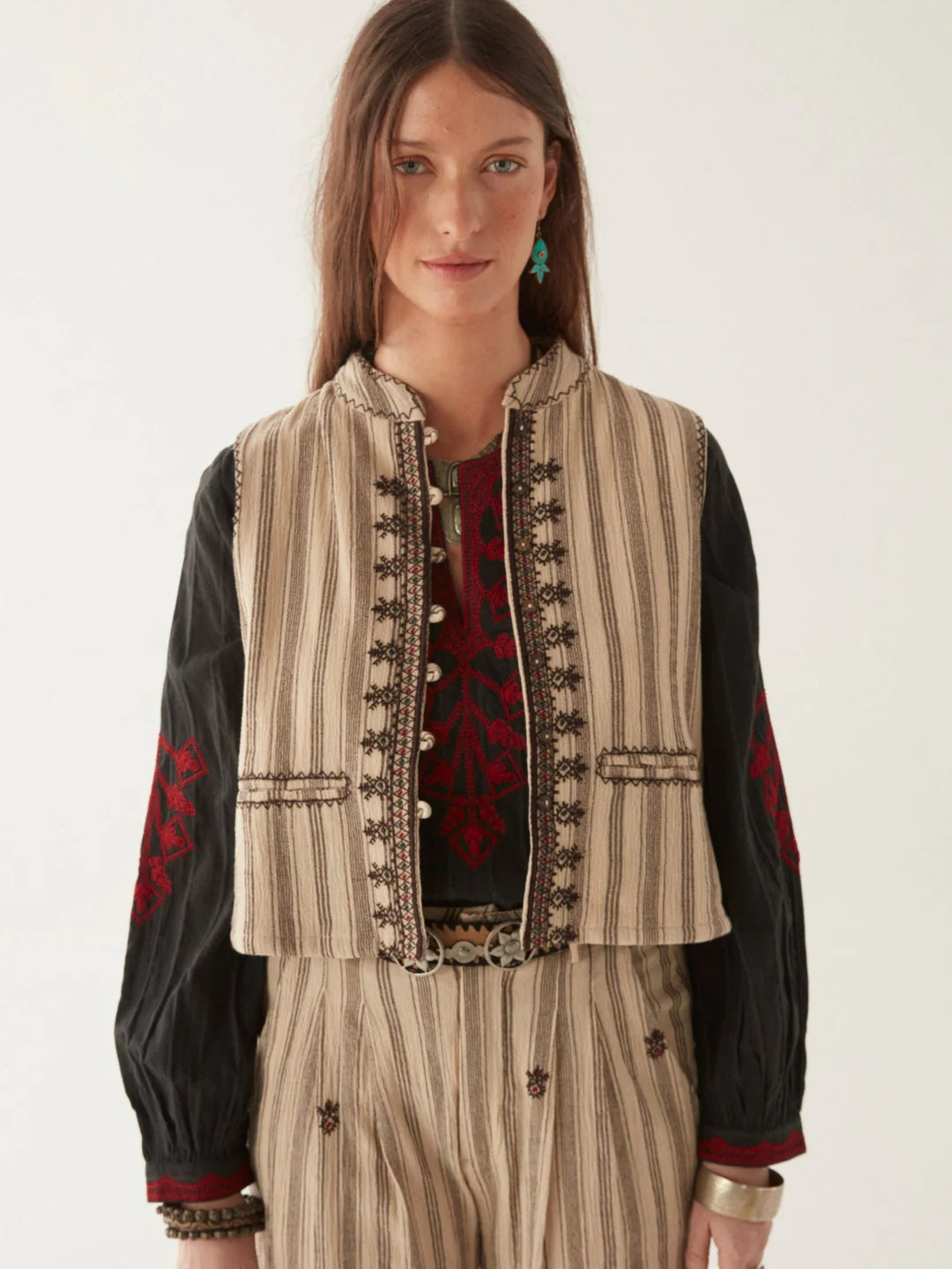 Dalia Vest