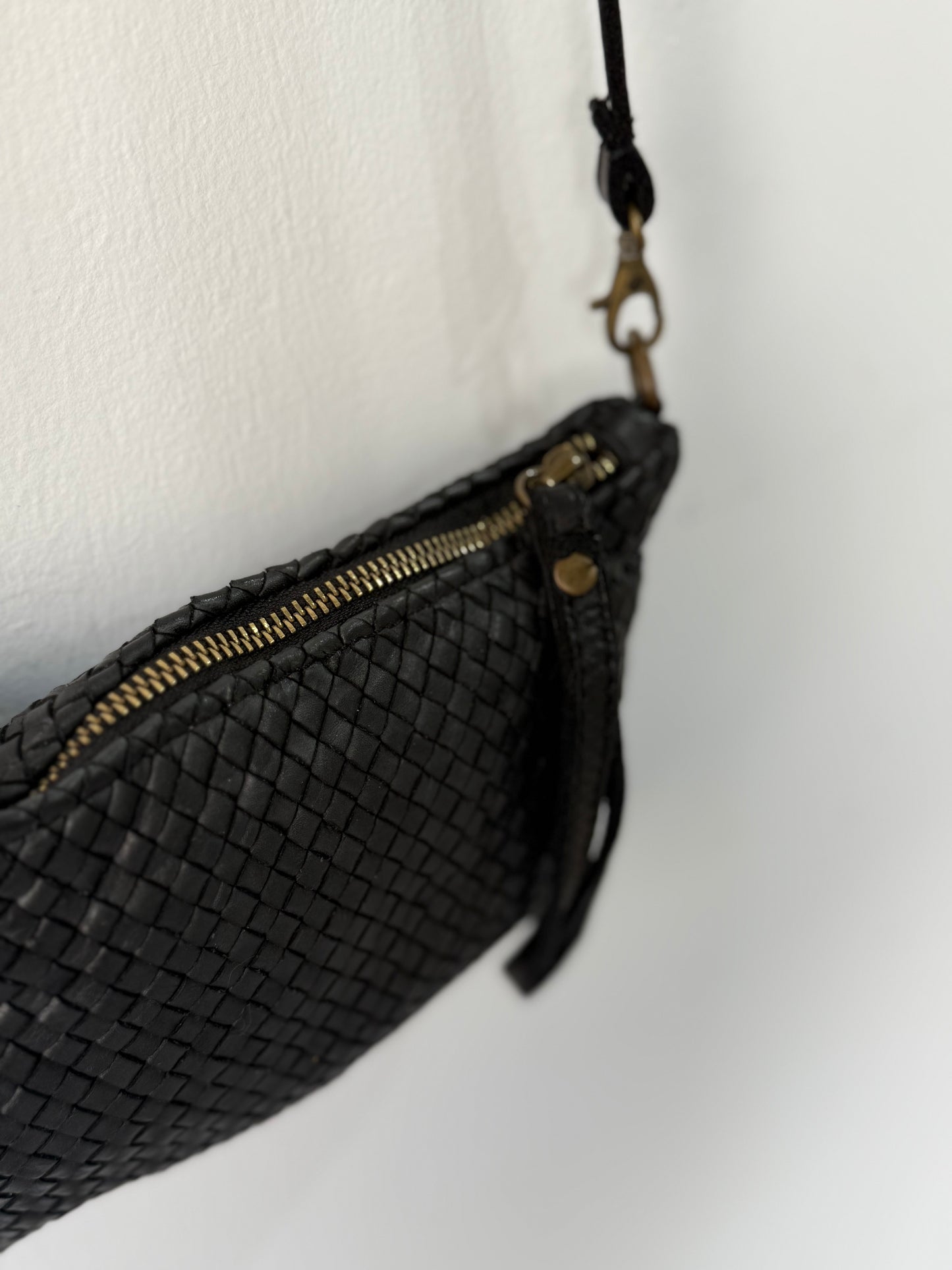 Italian Woven Leather Clutch I - Black