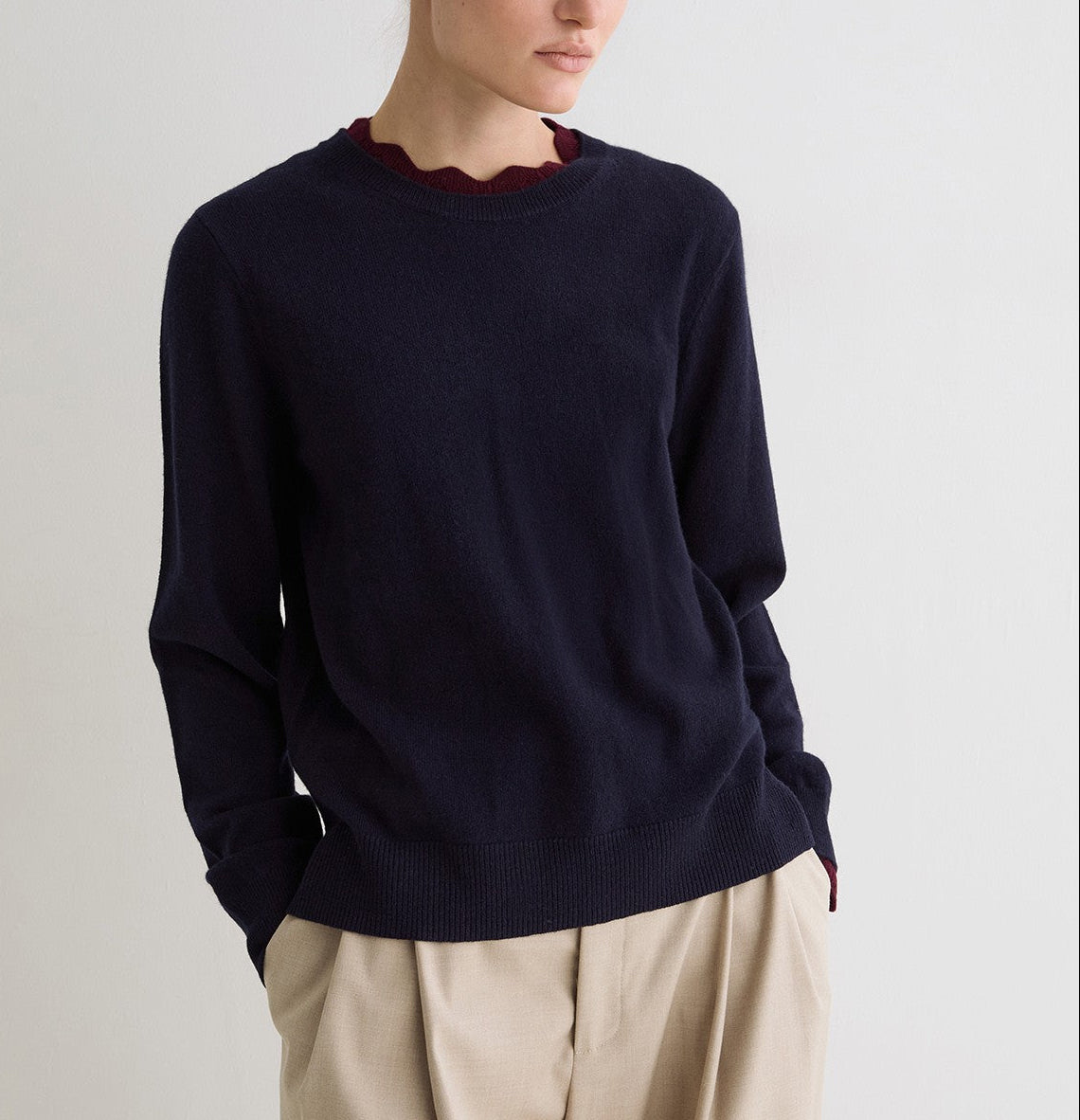 45513-Round-Neck Sweater With Contrast Details