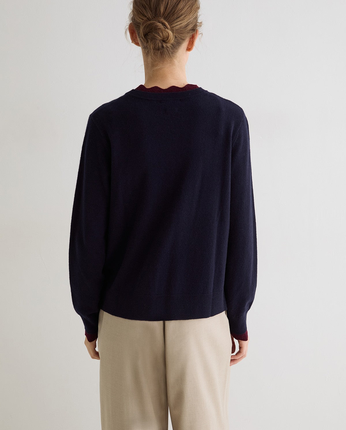 45513-Round-Neck Sweater With Contrast Details