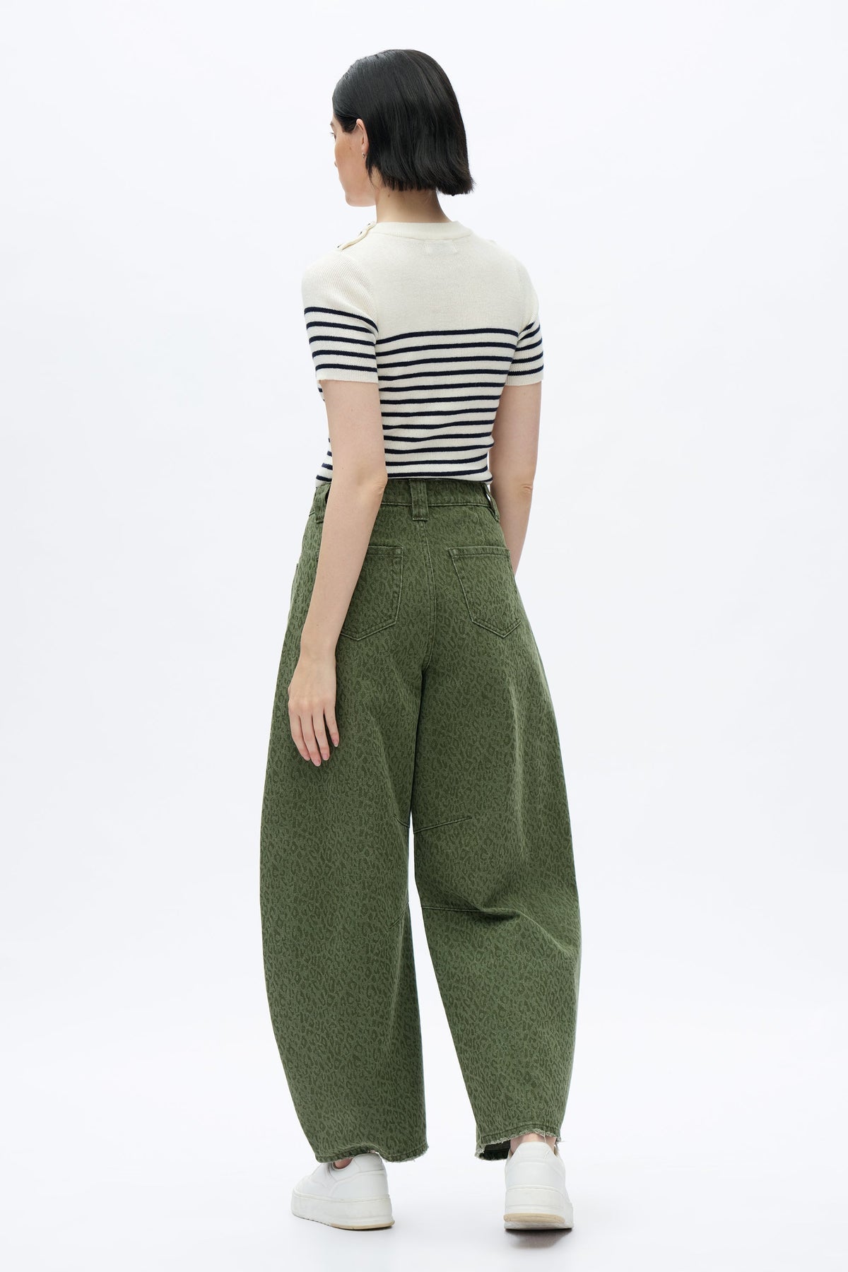High Rise Leopard Barrel Pant
