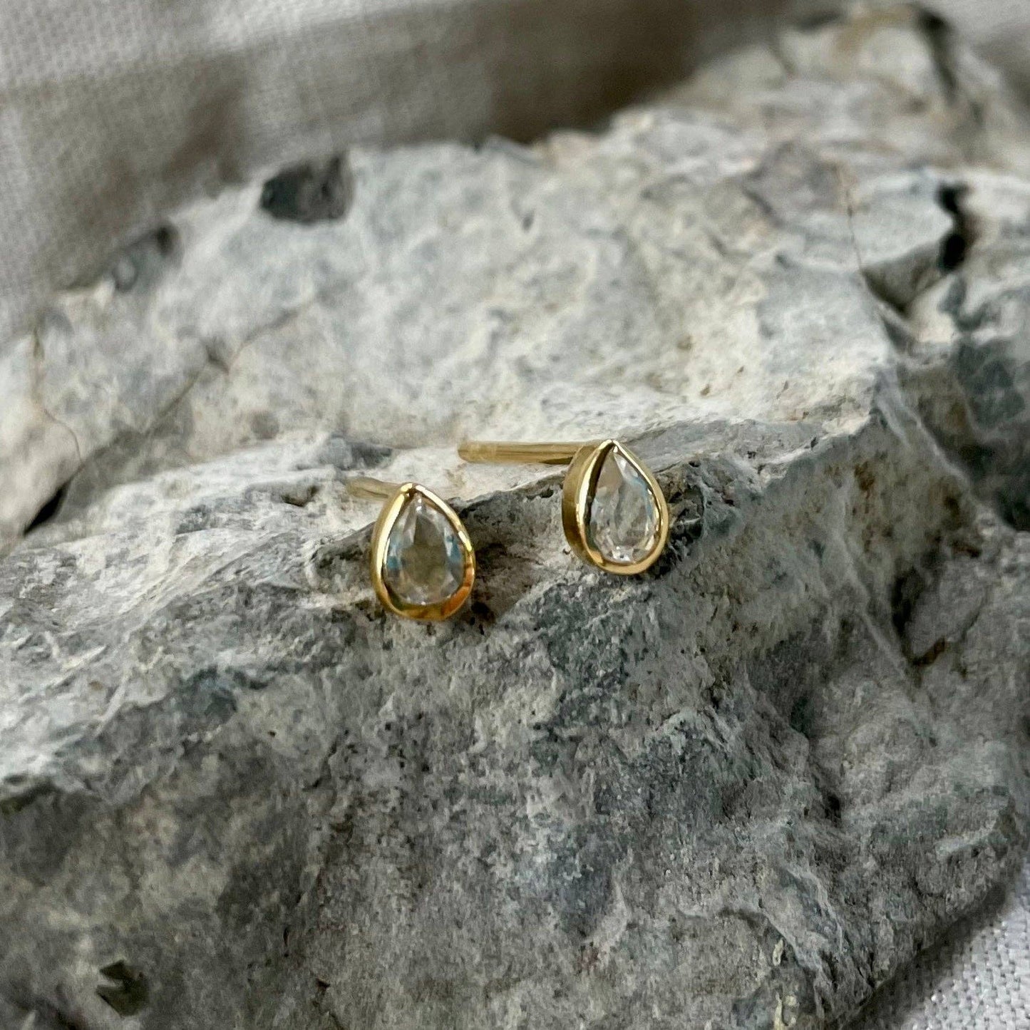Joy Studs | Quartz & Gold