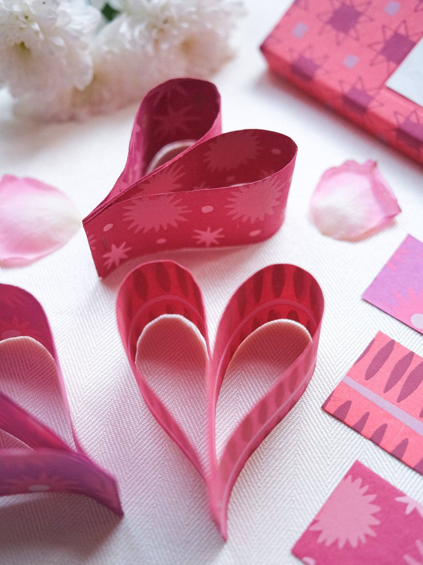 UK/EU: Pink & Red Paper Chain Kit
