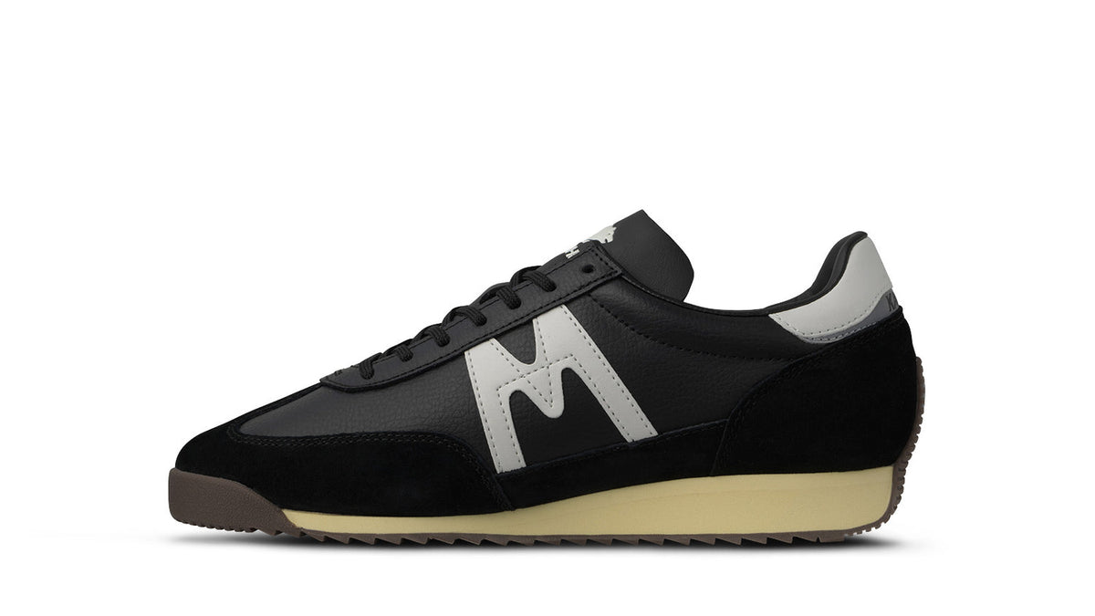 Mestari 76 - Jet Black / Blanc De Blanc