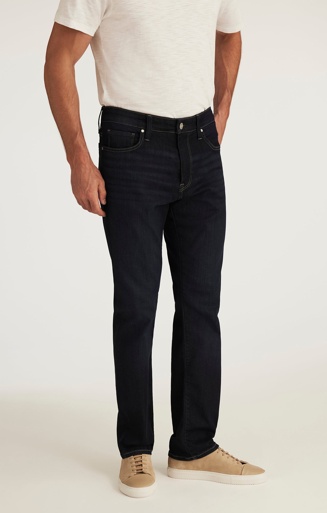 Camino Relaxed Straight Jeans
