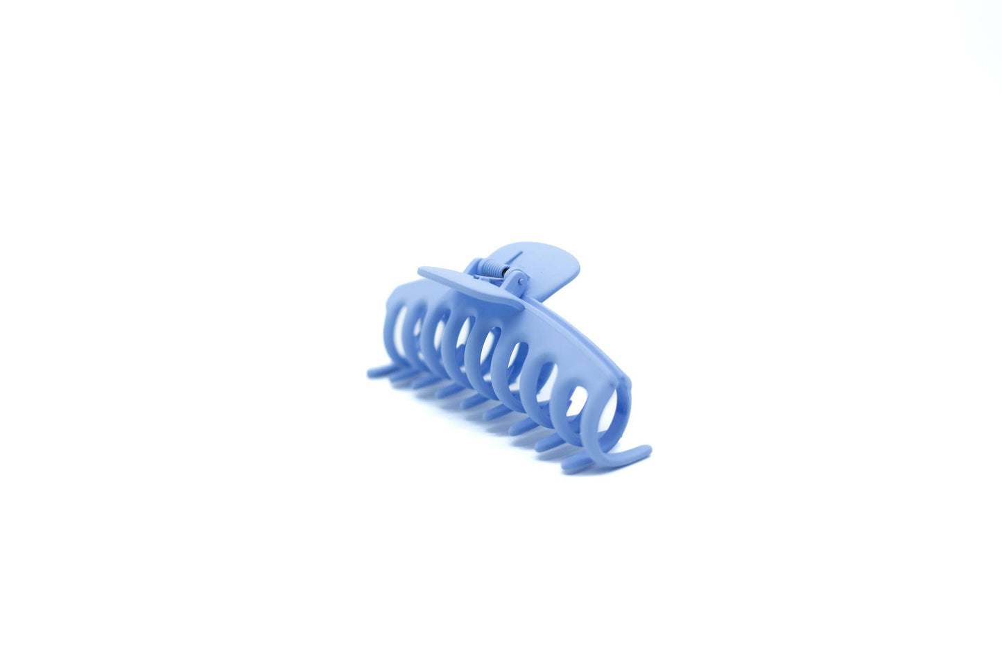 Matte Jumbo Hair Claw