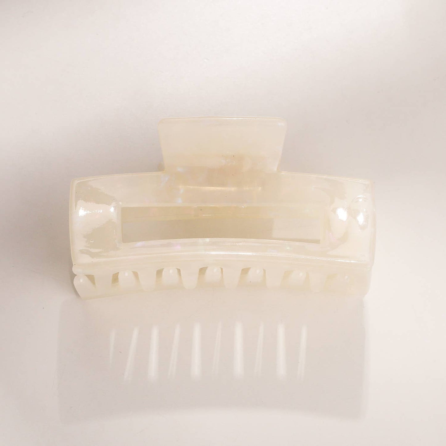 Luna Medium | Classic Medium Rectangle Claw Clip