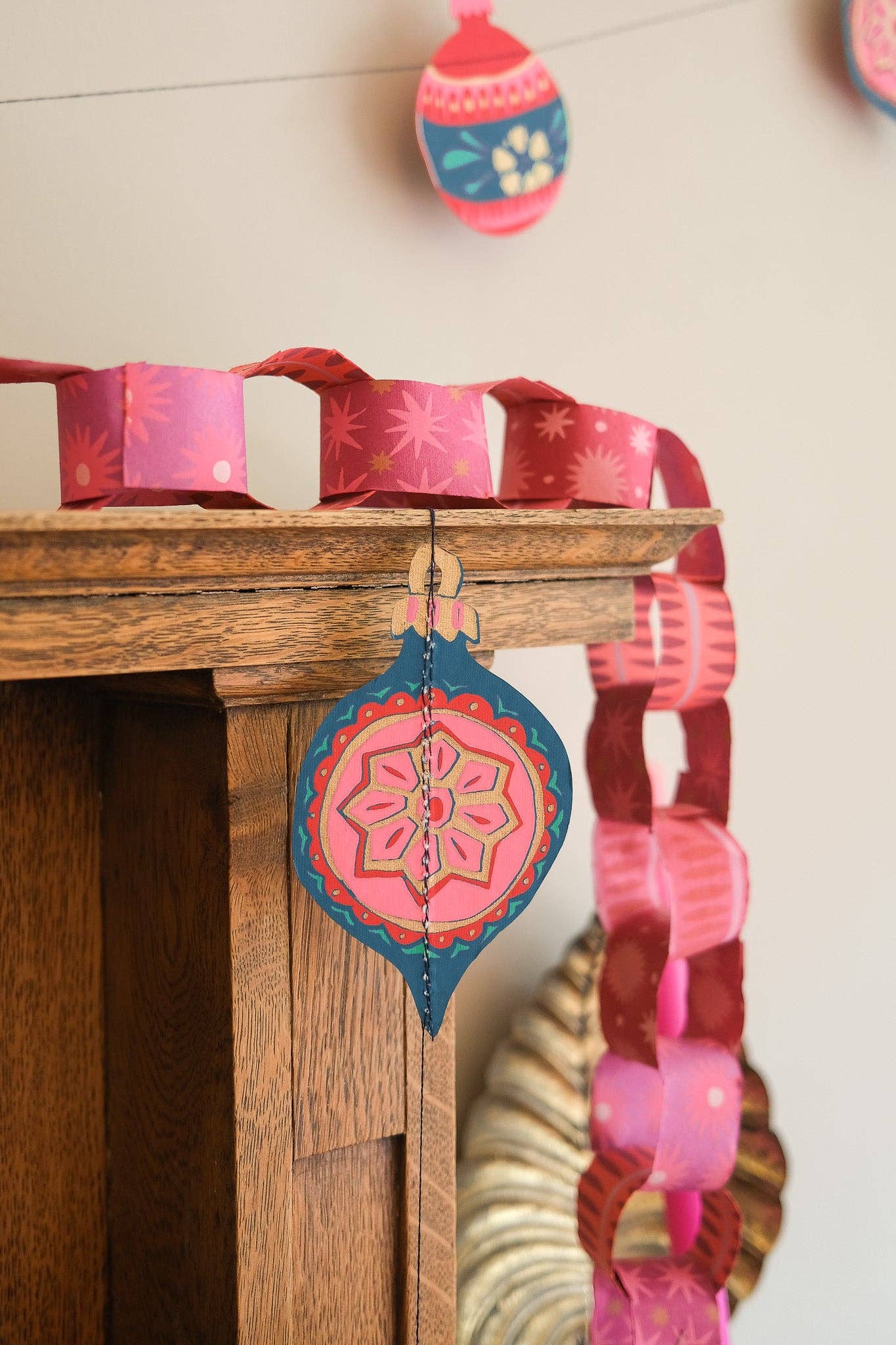 UK/EU: Pink & Red Paper Chain Kit